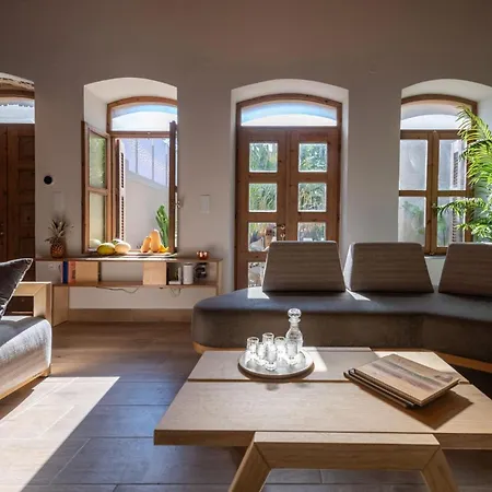 Triada Manor House